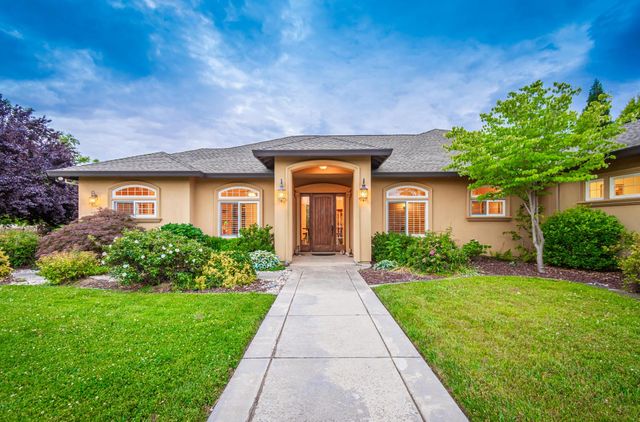 7190 Starkview Pl, Loomis, CA 95650