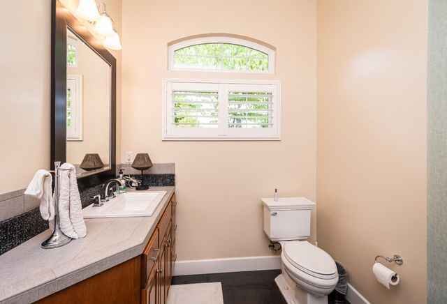 7190 Starkview Pl, Loomis, CA 95650