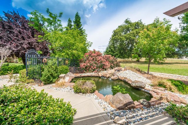 7190 Starkview Pl, Loomis, CA 95650