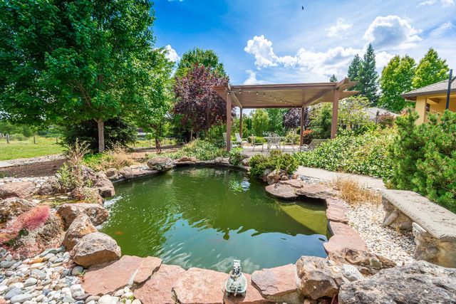 7190 Starkview Pl, Loomis, CA 95650