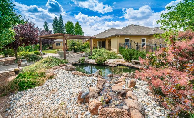 7190 Starkview Pl, Loomis, CA 95650