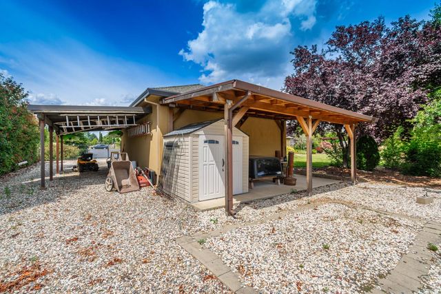7190 Starkview Pl, Loomis, CA 95650