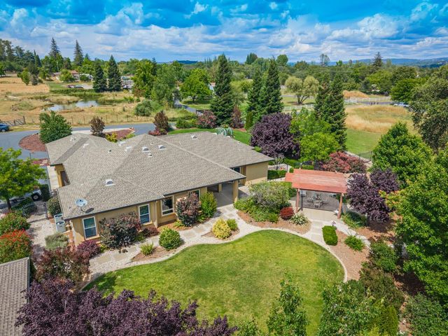 7190 Starkview Pl, Loomis, CA 95650