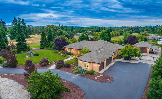 7190 Starkview Pl, Loomis, CA 95650