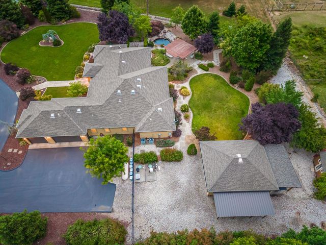 7190 Starkview Pl, Loomis, CA 95650