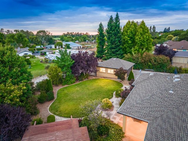 7190 Starkview Pl, Loomis, CA 95650