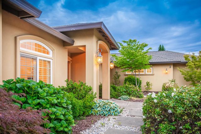 7190 Starkview Pl, Loomis, CA 95650