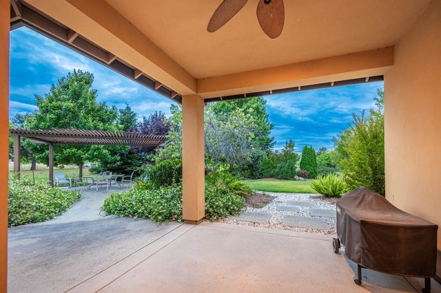 7190 Starkview Pl, Loomis, CA 95650