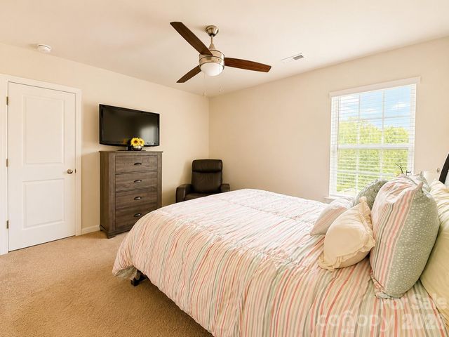 7129 Branch Fork Road, Charlotte, NC 28215