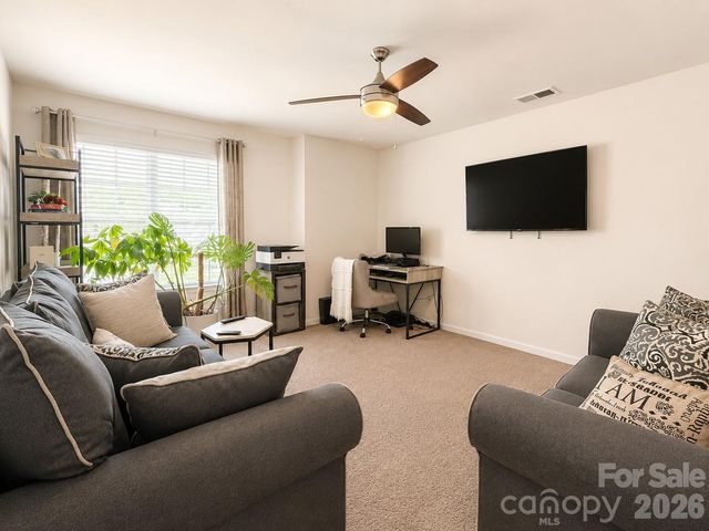 7129 Branch Fork Road, Charlotte, NC 28215