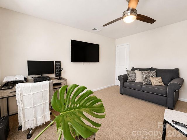 7129 Branch Fork Road, Charlotte, NC 28215