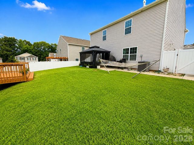 7129 Branch Fork Road, Charlotte, NC 28215