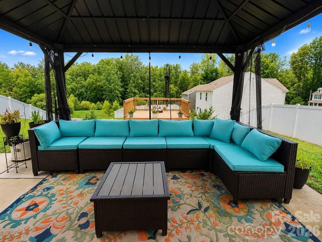 7129 Branch Fork Road, Charlotte, NC 28215