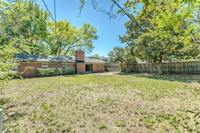 1523 Vine Street, Norman, OK 73072