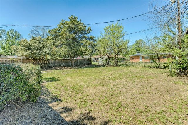 1523 Vine Street, Norman, OK 73072