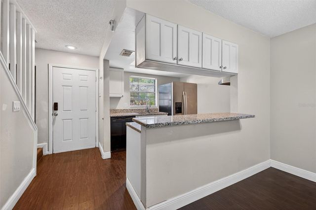 3428 ARBOR OAKS COURT, Tampa, FL 33614