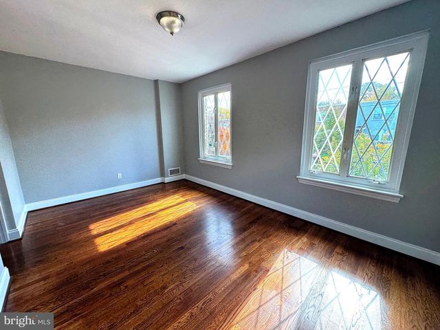 624 JEFFERSON ST NE, Washington, DC 20011