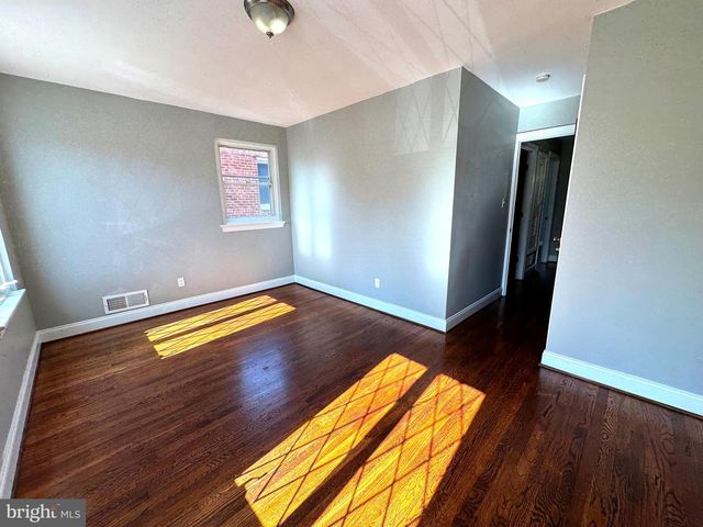 624 JEFFERSON ST NE, Washington, DC 20011