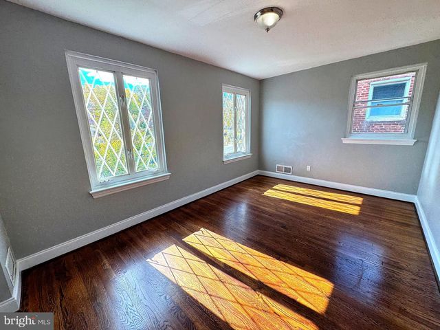 624 JEFFERSON ST NE, Washington, DC 20011