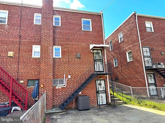 624 JEFFERSON ST NE, Washington, DC 20011