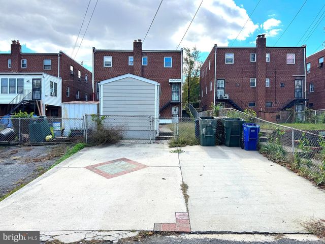 624 JEFFERSON ST NE, Washington, DC 20011