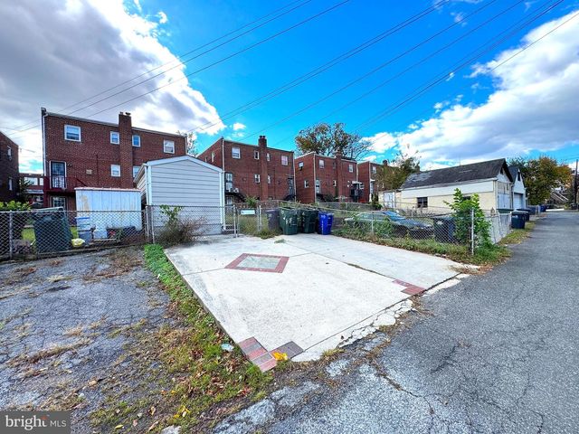 624 JEFFERSON ST NE, Washington, DC 20011