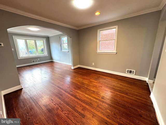 624 JEFFERSON ST NE, Washington, DC 20011