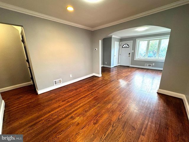 624 JEFFERSON ST NE, Washington, DC 20011