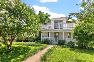 3008 Lakeshore Dr, Old Hickory, TN 37138