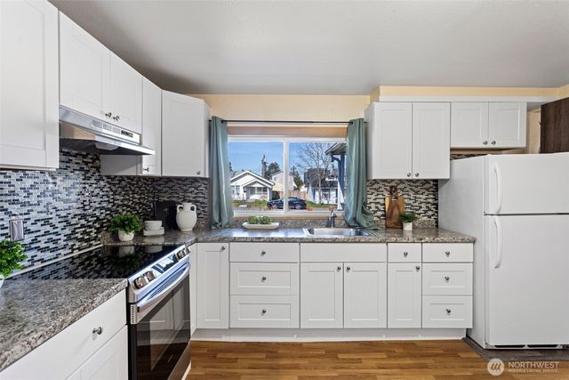 1428 E 32nd Street, Tacoma, WA 98404