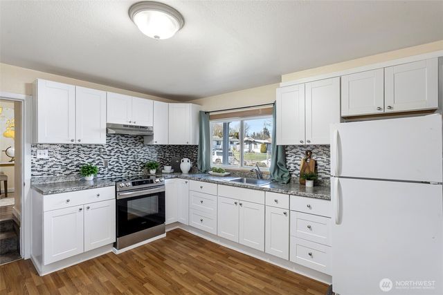 1428 E 32nd Street, Tacoma, WA 98404