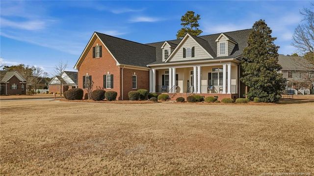 5204 Pin Oak Drive, Lumberton, NC 28358
