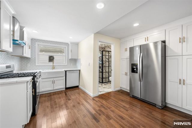 20 Ella Street, Bloomingdale, NJ 07403