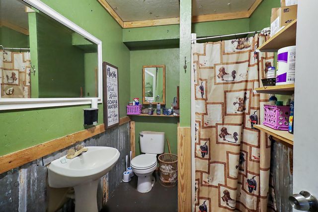 13659 Todd Road, Winnie, TX 77665