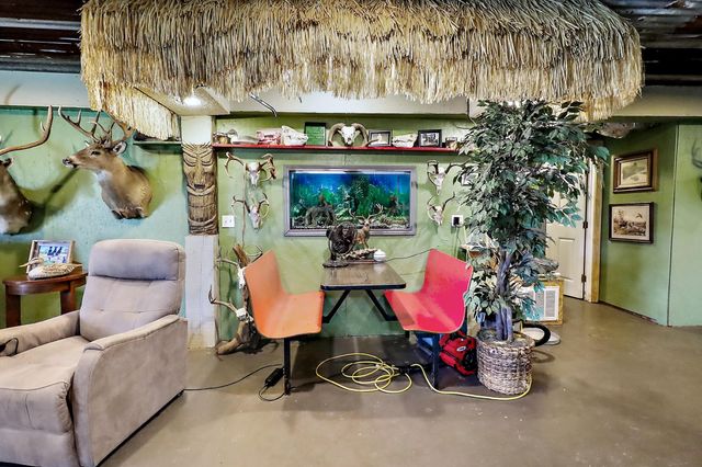 13659 Todd Road, Winnie, TX 77665