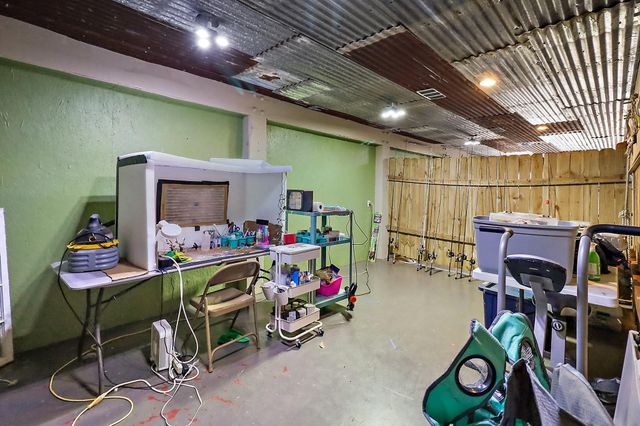 13659 Todd Road, Winnie, TX 77665