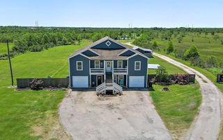 13659 Todd Road, Winnie, TX 77665