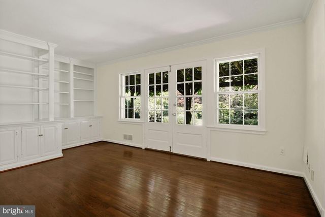 11009 CRIPPLEGATE RD, Potomac, MD 20854