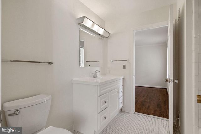 11009 CRIPPLEGATE RD, Potomac, MD 20854