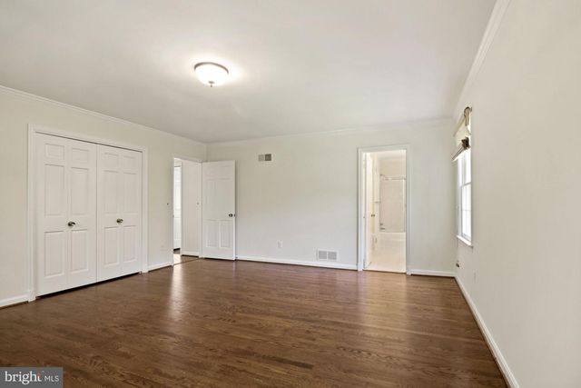 11009 CRIPPLEGATE RD, Potomac, MD 20854