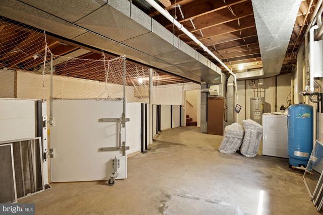11009 CRIPPLEGATE RD, Potomac, MD 20854
