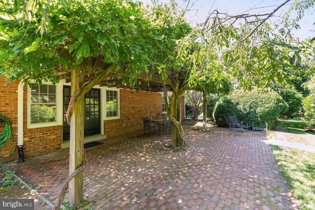 11009 CRIPPLEGATE RD, Potomac, MD 20854