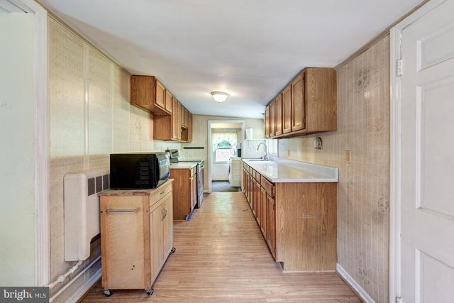 2685 DAY SPRING DR, Hampstead, MD 21074