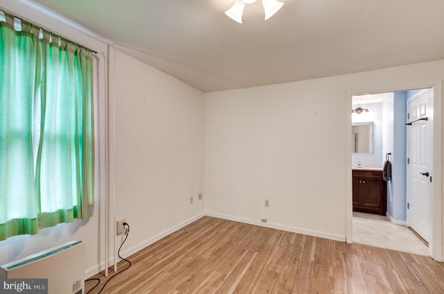 2685 DAY SPRING DR, Hampstead, MD 21074