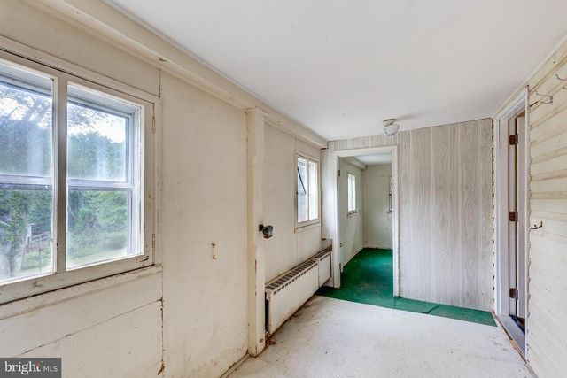 2685 DAY SPRING DR, Hampstead, MD 21074