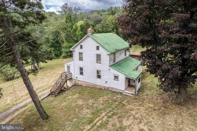 2685 DAY SPRING DR, Hampstead, MD 21074