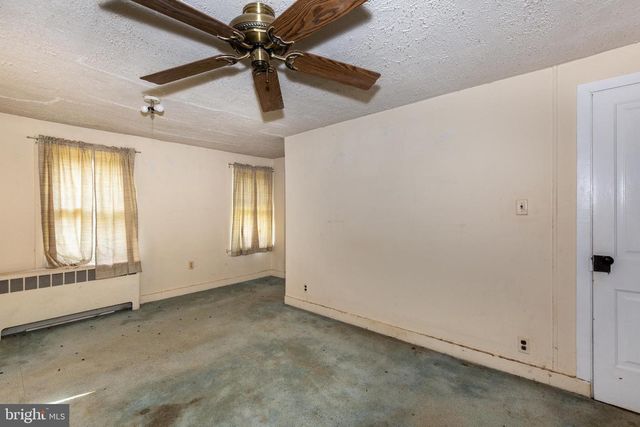 2685 DAY SPRING DR, Hampstead, MD 21074