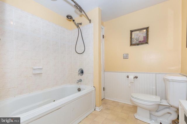 2685 DAY SPRING DR, Hampstead, MD 21074