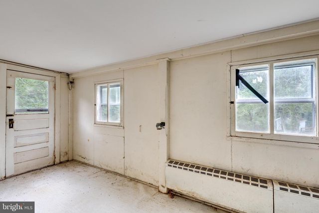 2685 DAY SPRING DR, Hampstead, MD 21074