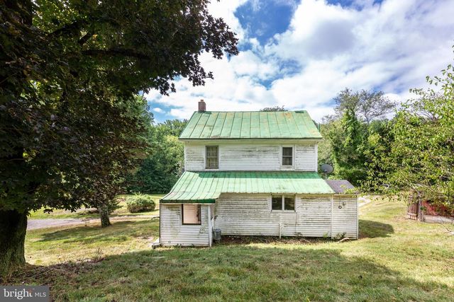 2685 DAY SPRING DR, Hampstead, MD 21074